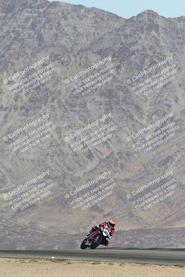 media/Nov-16-2025-Race Pace (Sun) [[8c5fa54630]]/Non Verified Riders (1st 20 Minutes)/2-Turn 10 (1010am)/